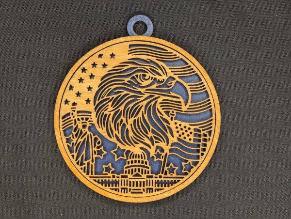 FramePop Eagle Circle Ornament - Image 2