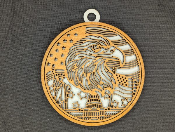 FramePop Eagle Circle Ornament - Image 3